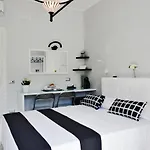 Frühstückspension Costantino 4*
